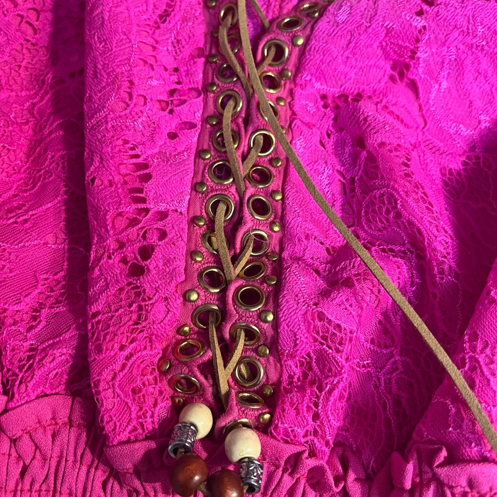 Pink eyelet top - Picture 6 of 11